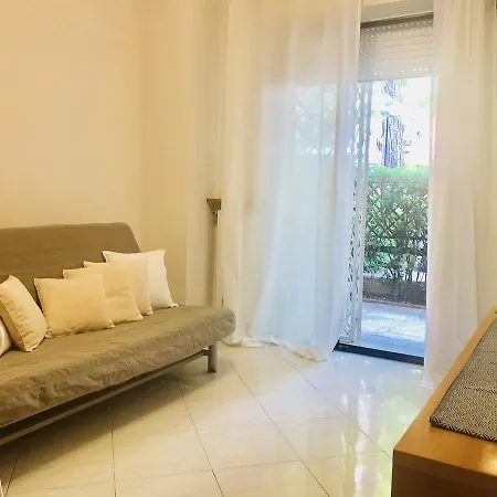 Apartment Regina Elena 54